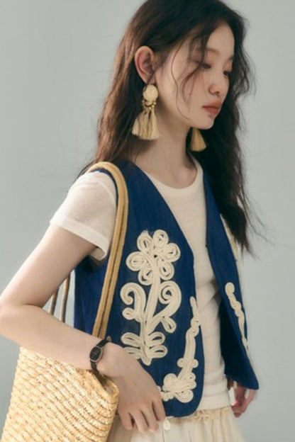 Vine & Shell Ensemble Skirt Set-Up