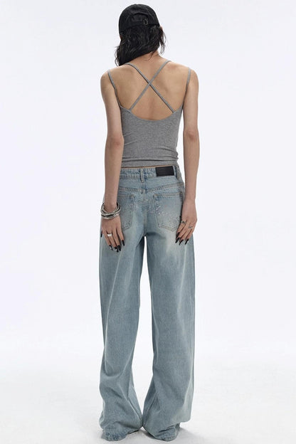 Blaue Jeans mit Edelsteinen und Diamanten