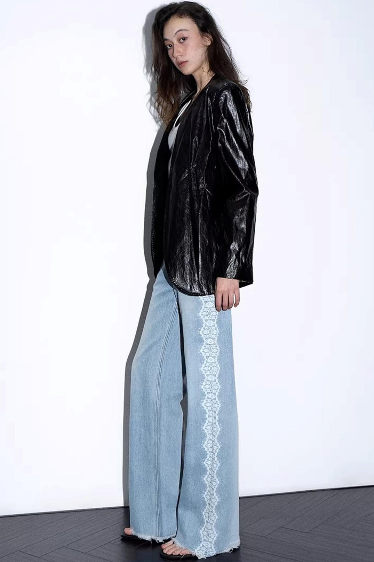 Lace Print Raw Hem Jeans