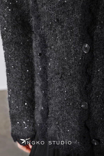 Cardigan mit Stern-Ausschnitt