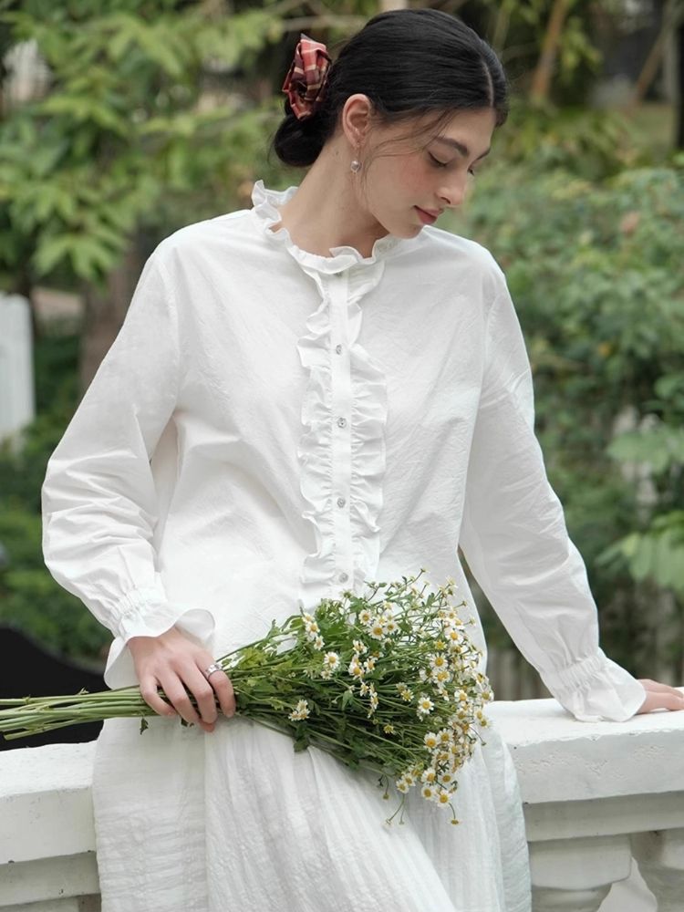 Romantic Lace Collar Textured Cotton Shirt