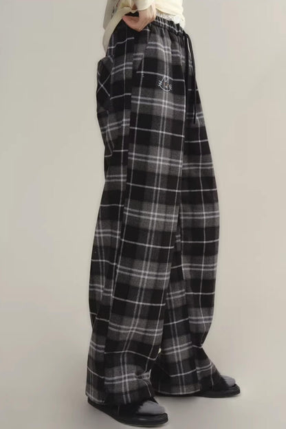 Bestickte Wollhose mit Karomuster