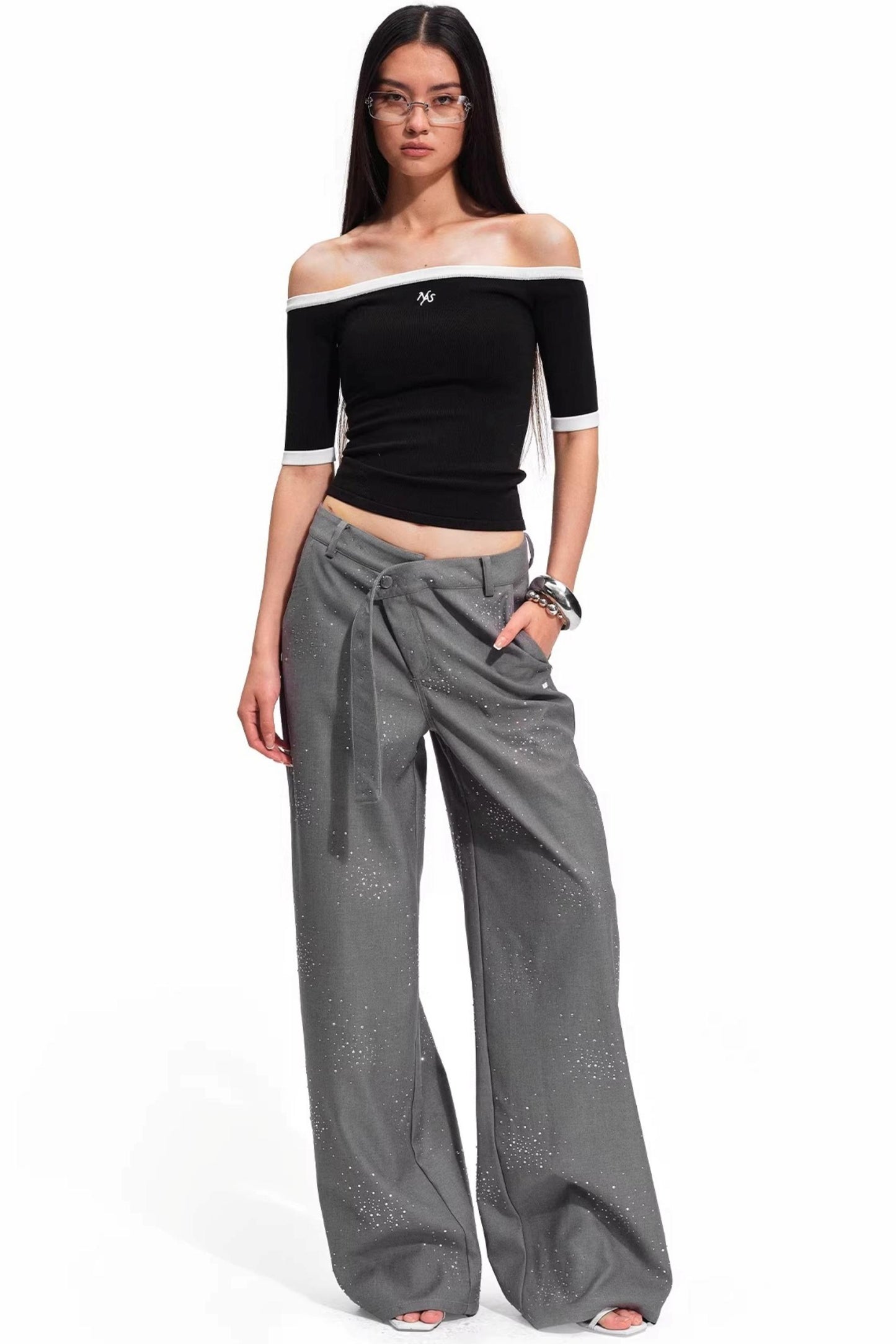 Off-Shoulder Contrast Knit Top