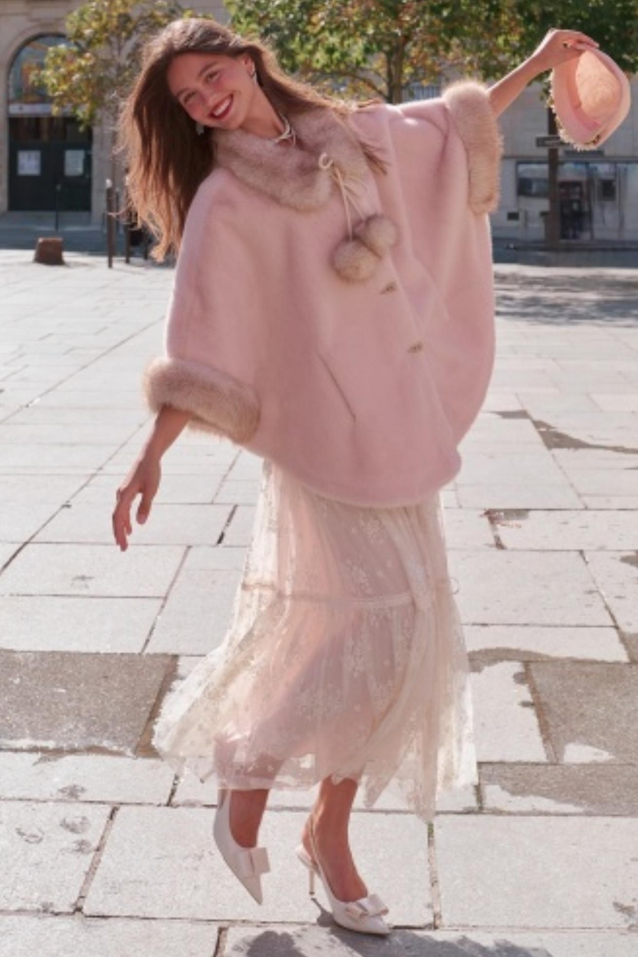 Lacemade Retro Fur Cape Coat