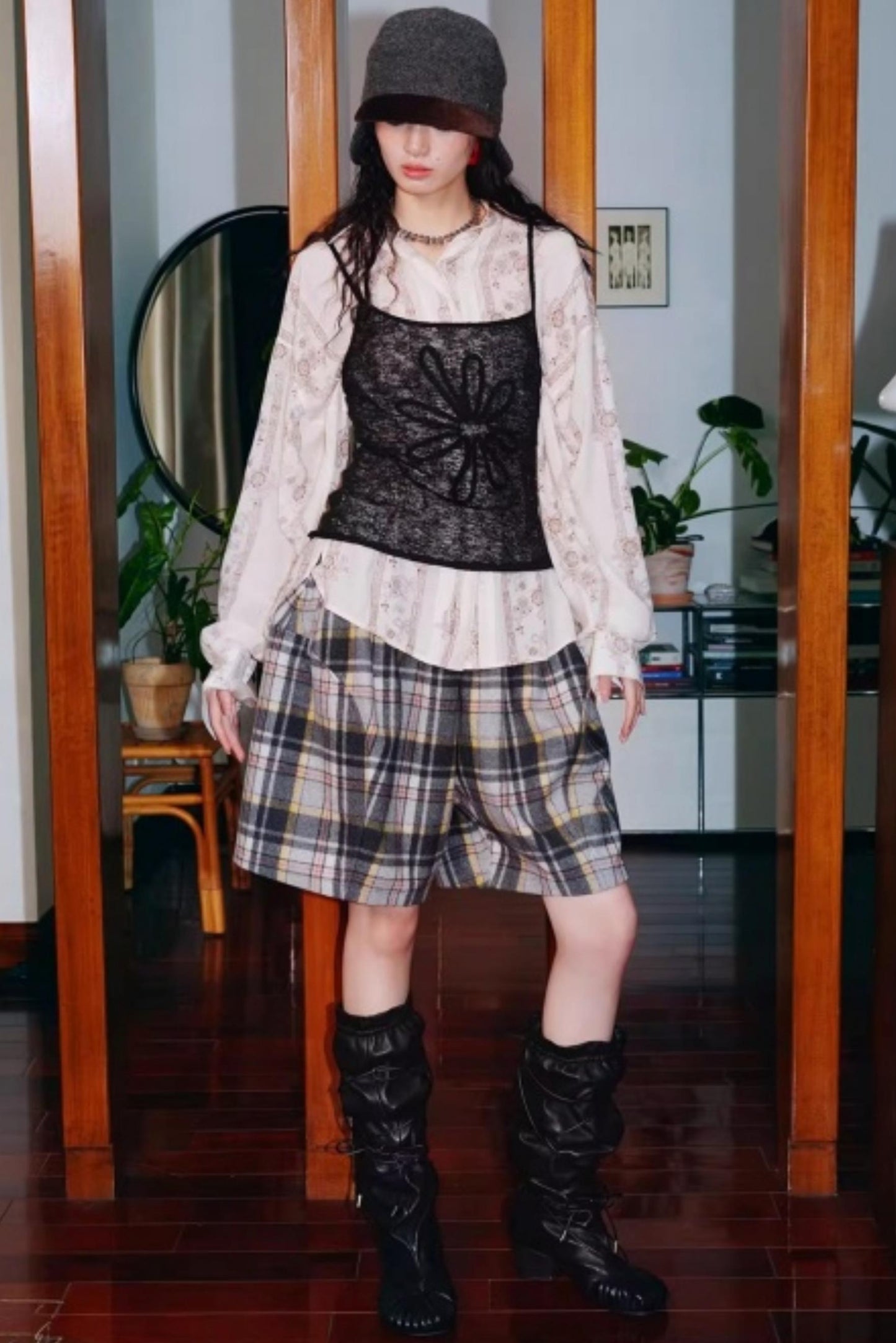 Vintage Plaid Wide-Leg Shorts