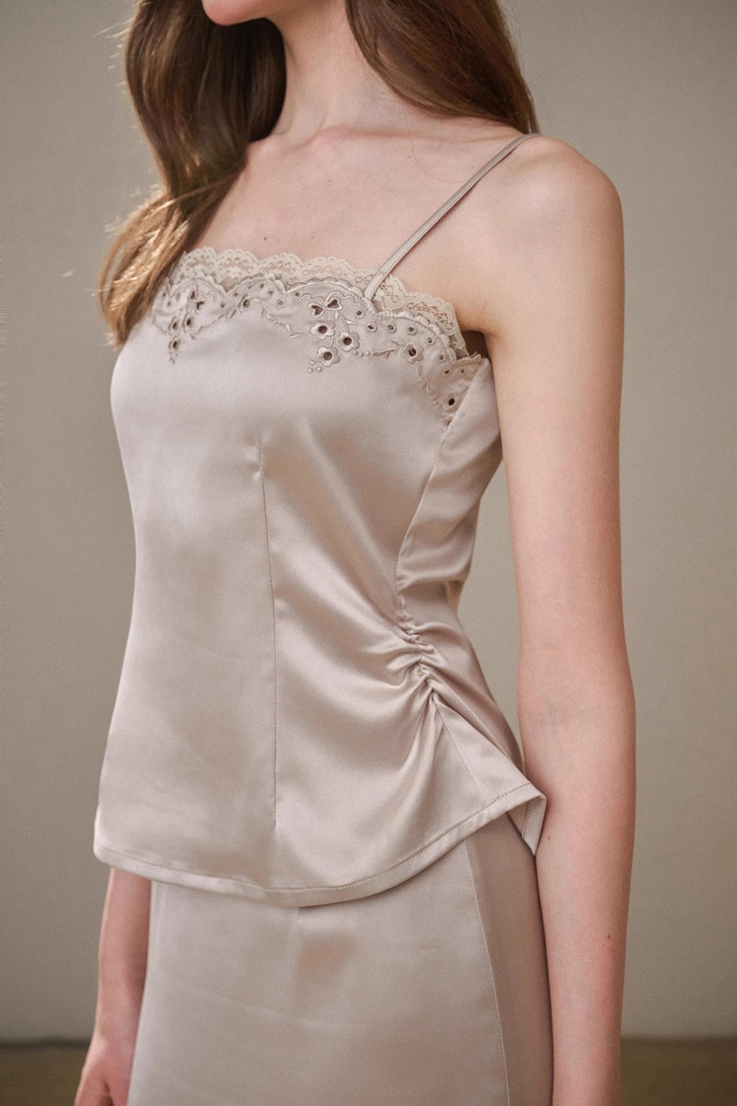 Comfortable Baby Powder Top & Skirt Set-Up