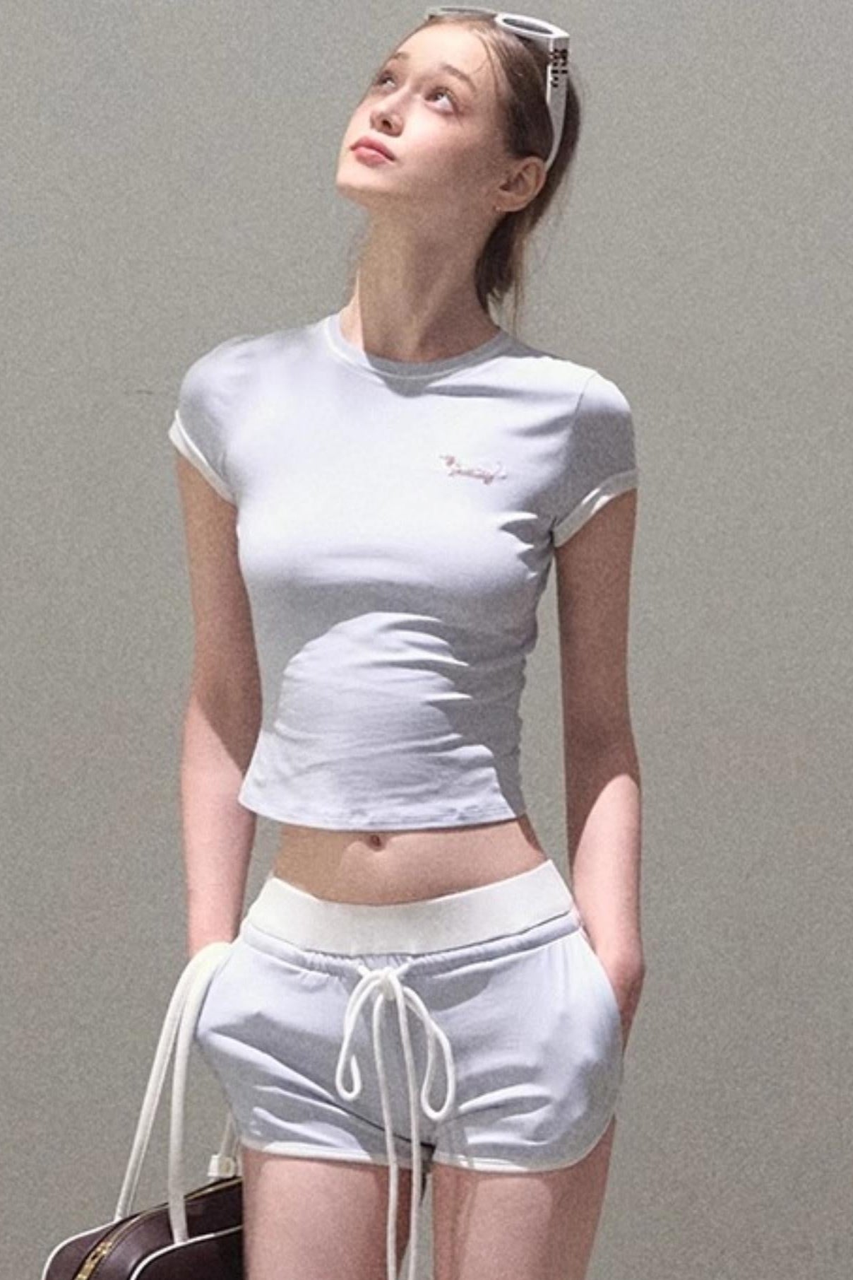 Active Round-Neck Set-Up