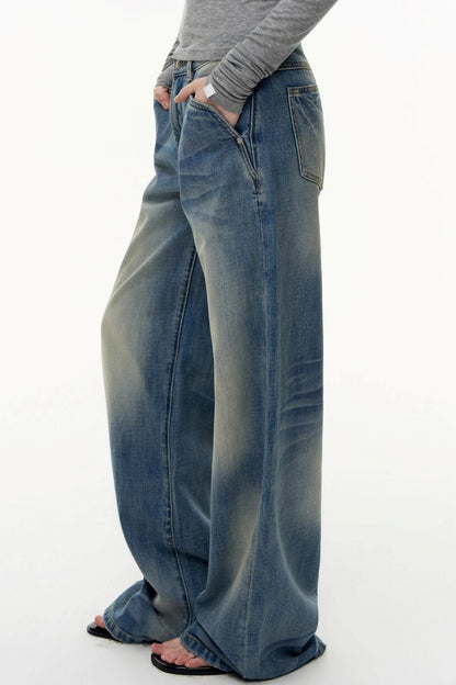 Loose Straight Wide-Leg Scimitar Jeans
