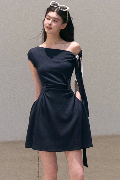 Lyocell-Asymmetrisches-Spitzenkleid