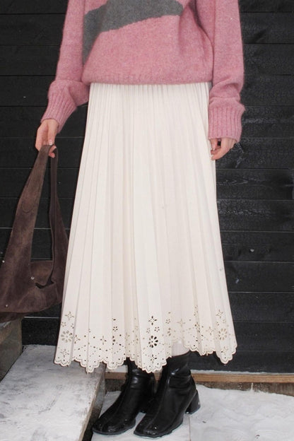 Rin's Poem Pleated Skirt