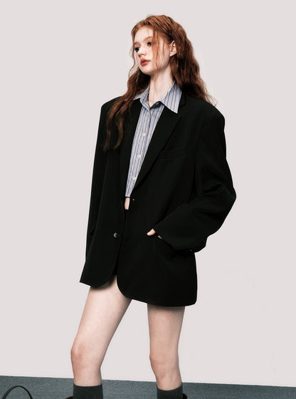 Shoulder padded blazer coat