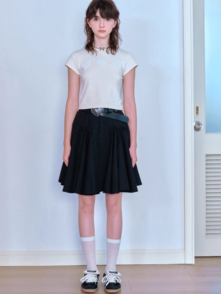 Bow tie pleated skirt