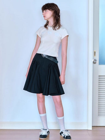 Bow tie pleated skirt