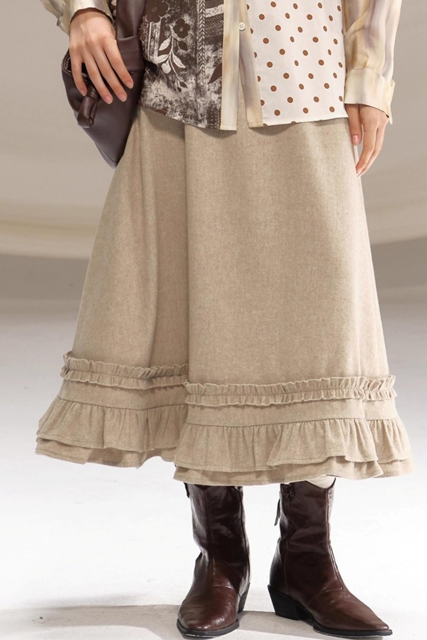 Hazelnut Lace Wool Skirt