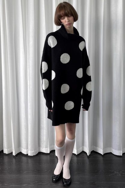 Lazy Pile Collar Sweater