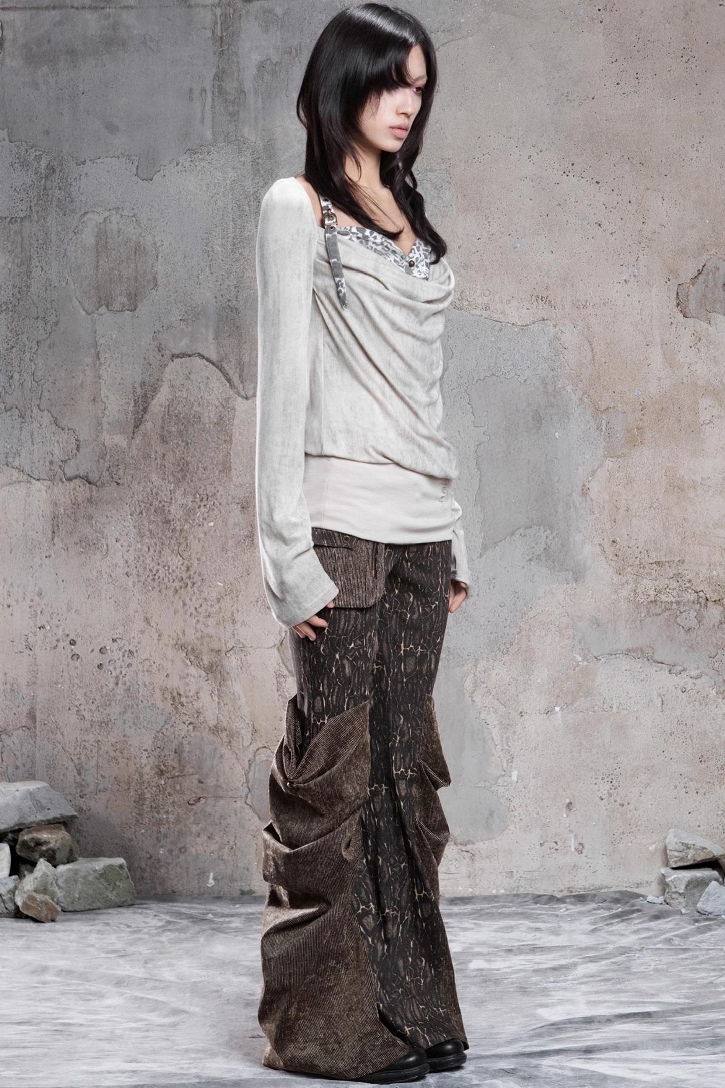 Fake Two-Piece Base Top