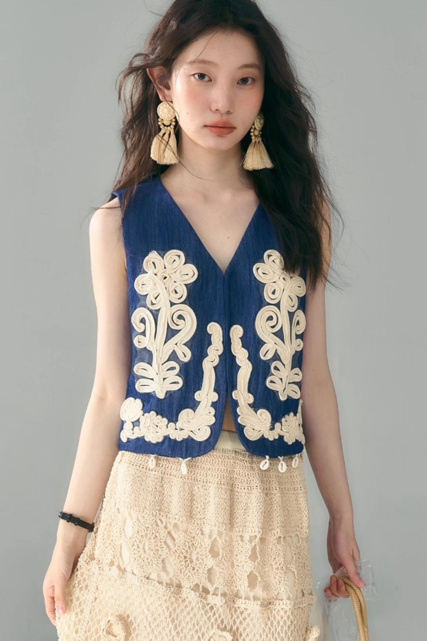 Vine & Shell Ensemble Skirt Set-Up