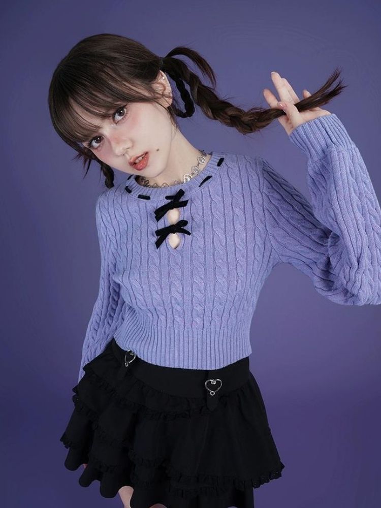 Blue-purple bow twist short sweater