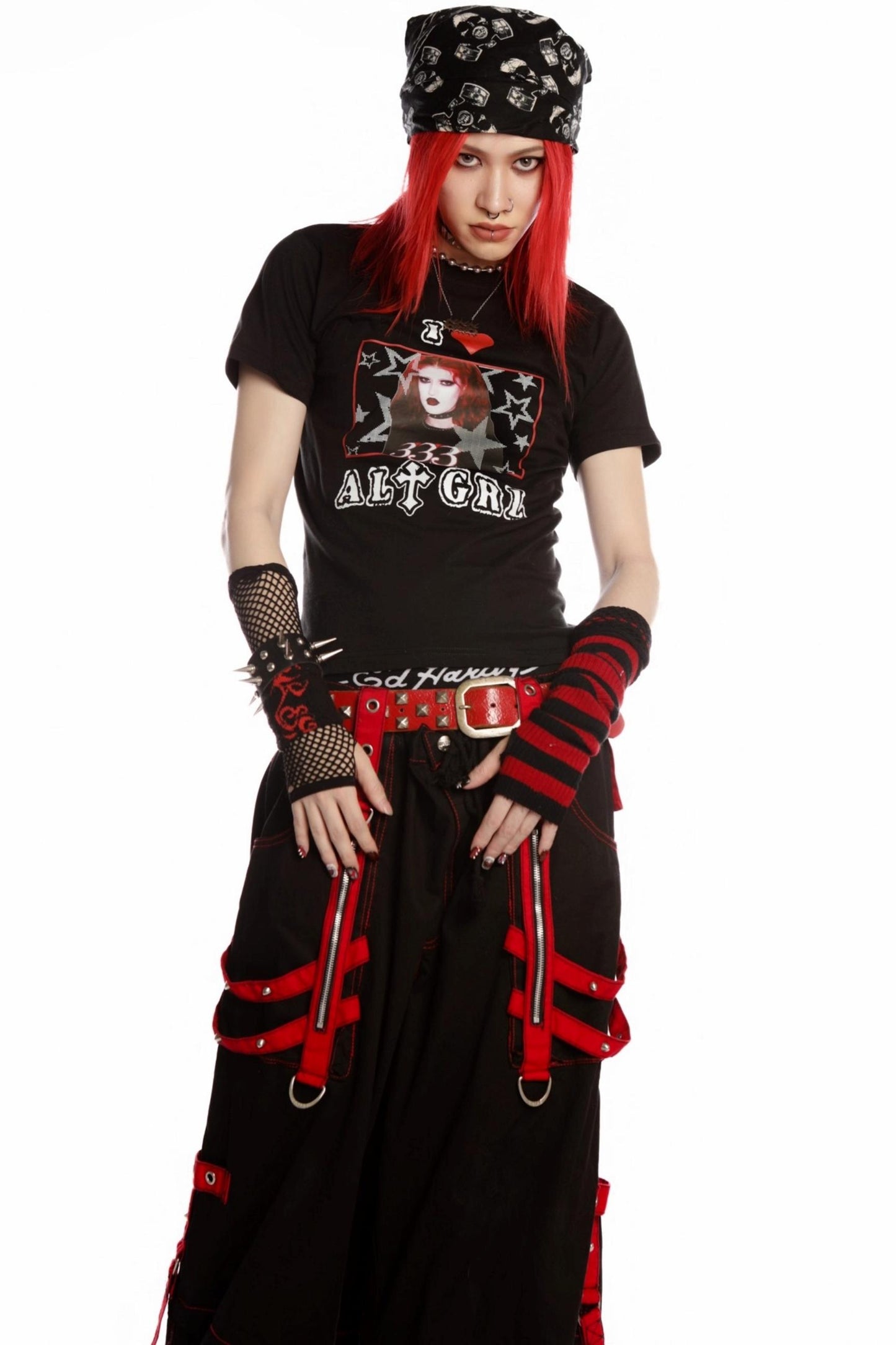 Versatile Gothic Slim Shoulder T-Shirt