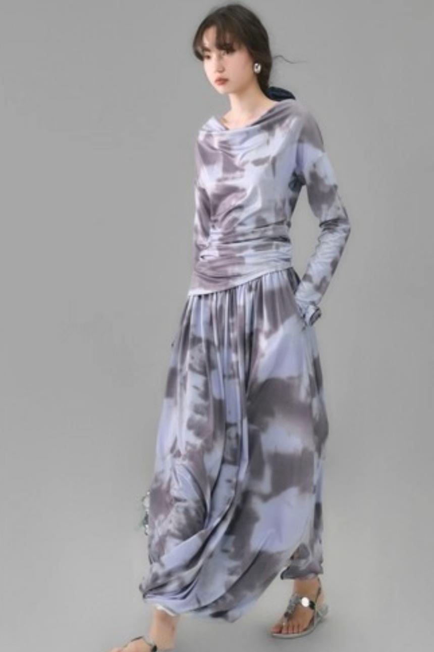 Poetic Swing Collar Print T-Shirt & Skirt Set-Up