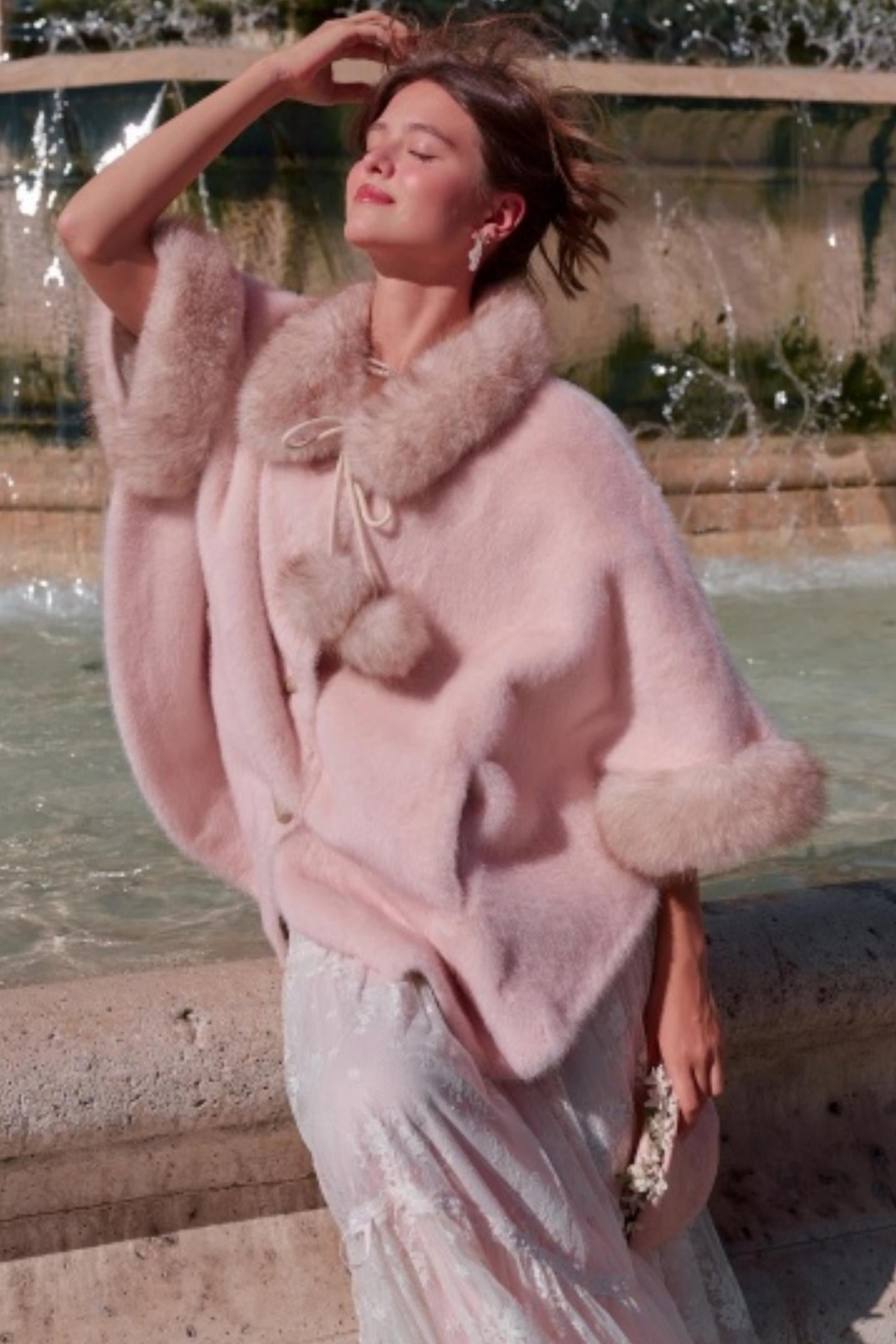 Lacemade Retro Fur Cape Coat