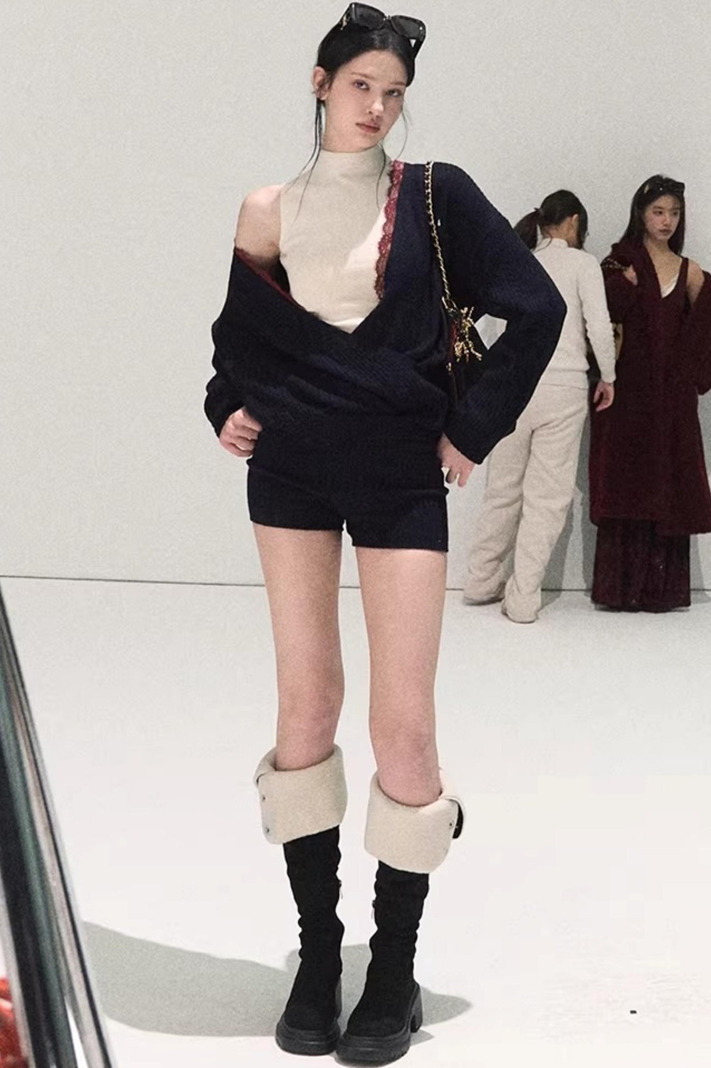 Silk-Gloss Wool Lace Sweater Set-Up