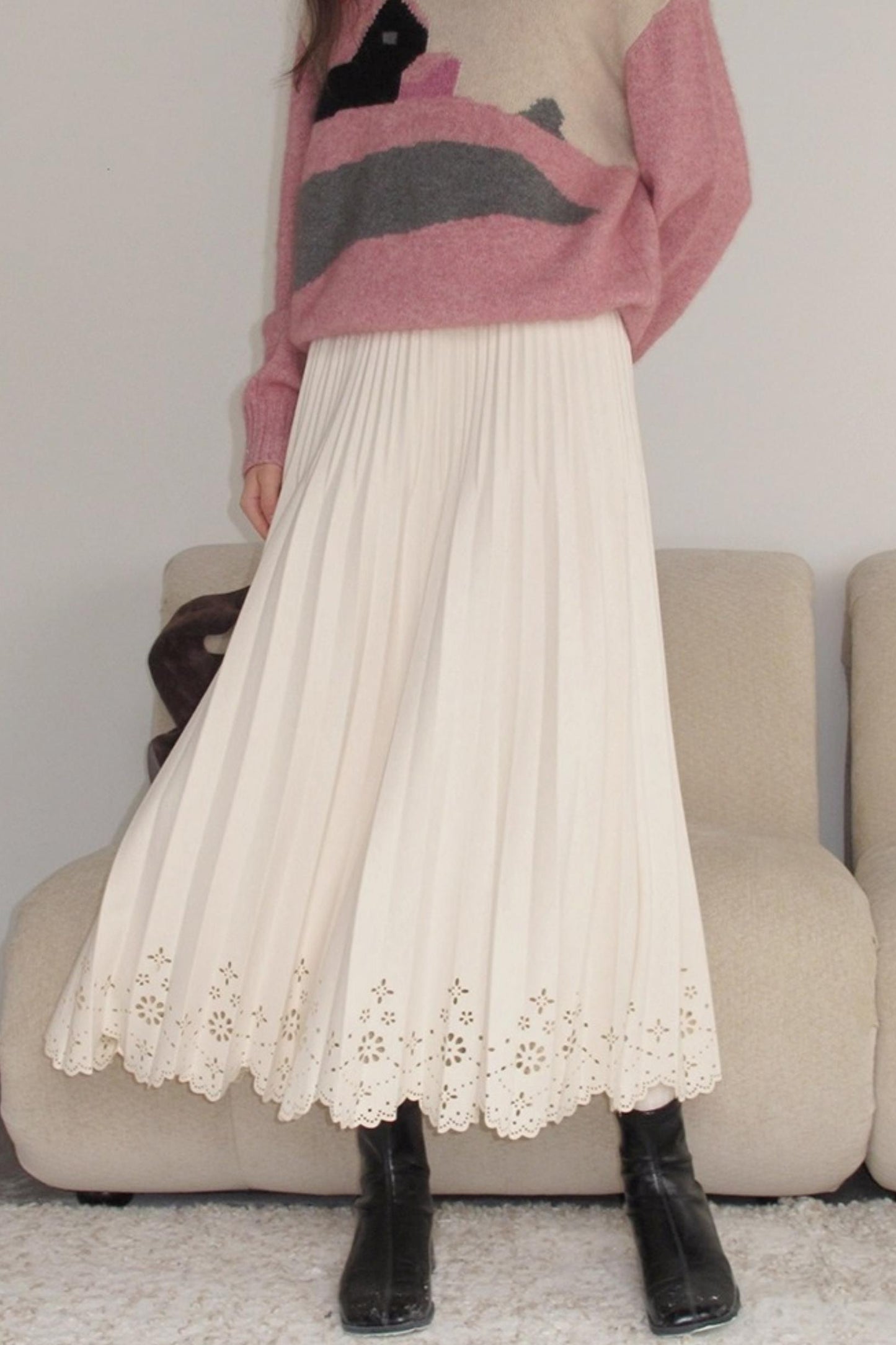 Rin's Poem Pleated Skirt