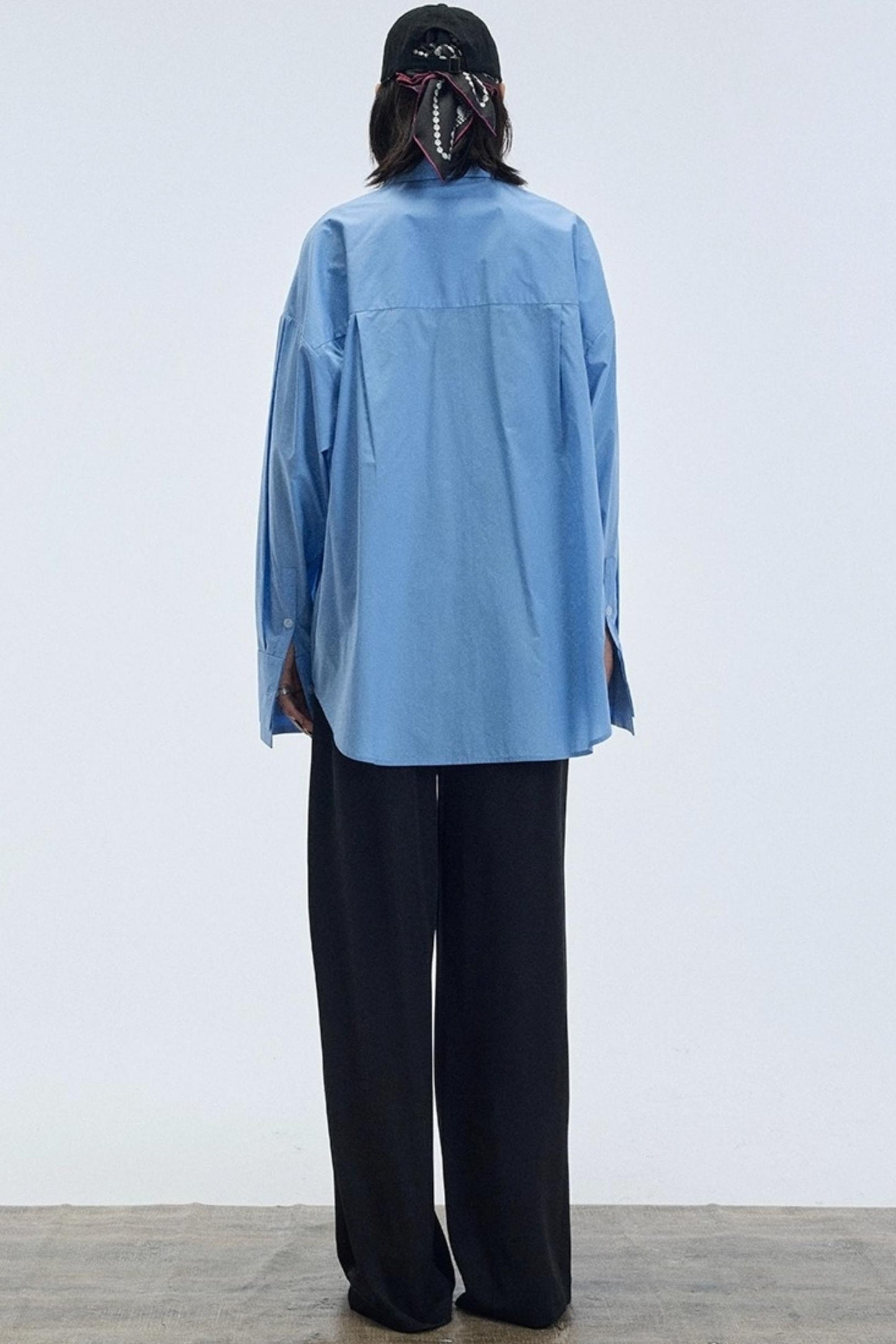 Blue Pointed Long-Sleeved Shirt