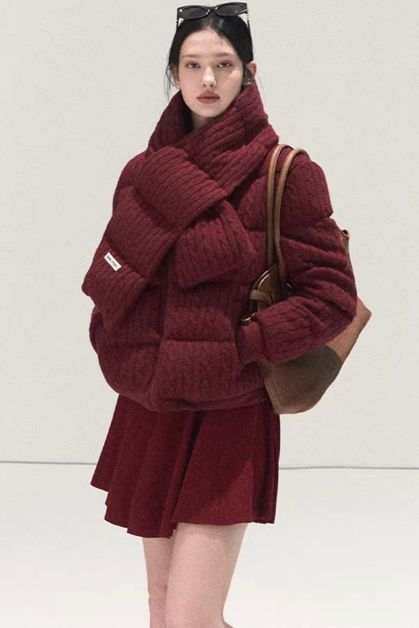 Gestreiftes Kleid mit Ballettkragen