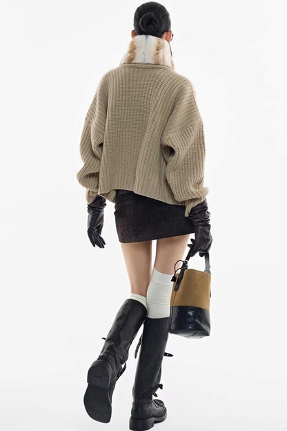 Kamelfarbener zweireihiger Strick-Strickjacke