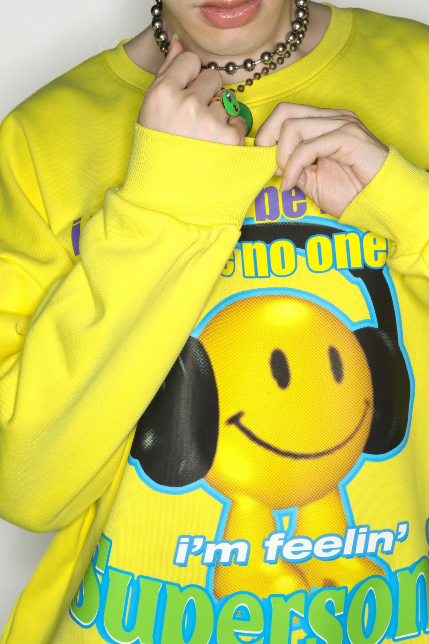 Relax Smiley Sweat Top