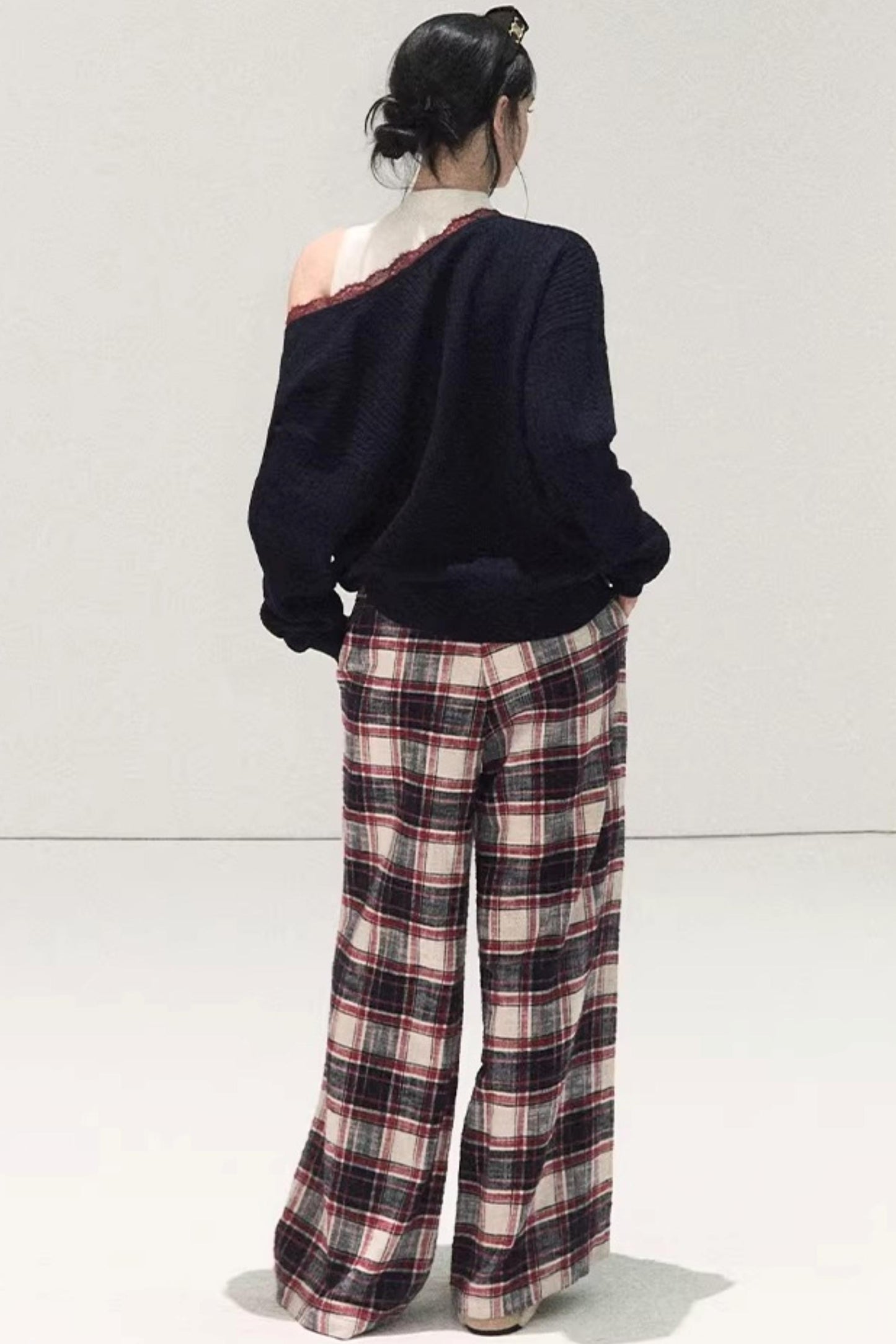 Silk-Gloss Wool Lace Sweater Set-Up