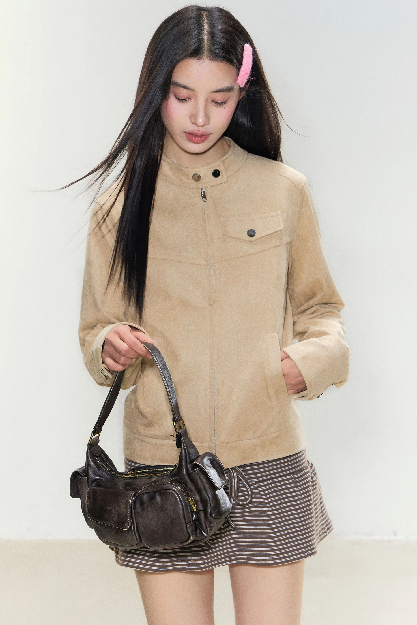 Bikerjacke aus Wildleder mit Stehkragen