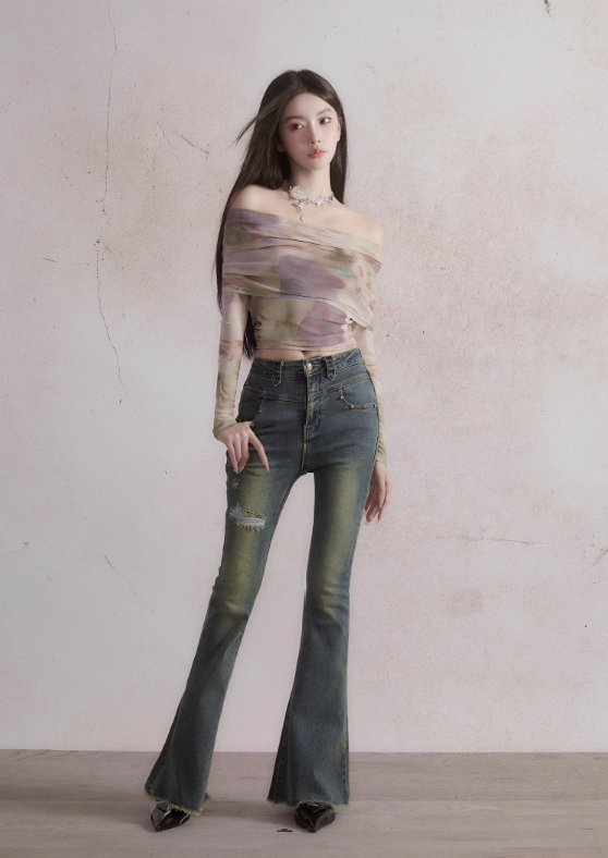 Damaged slim flared denim pants