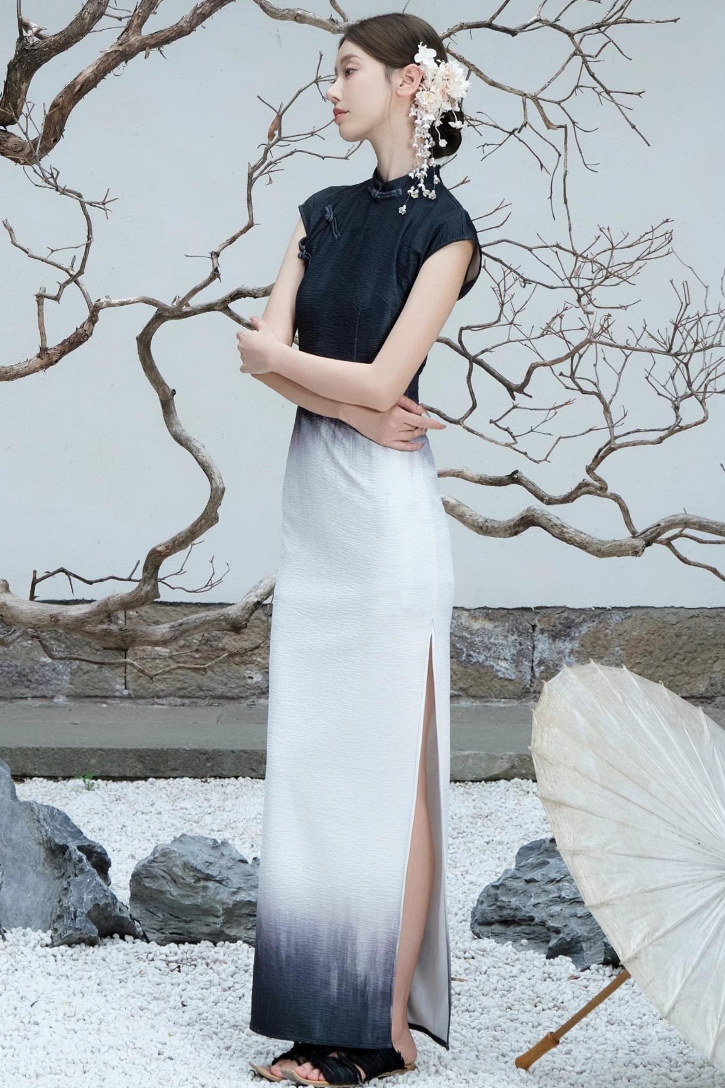 Elegant Gradient Cheongsam Dress
