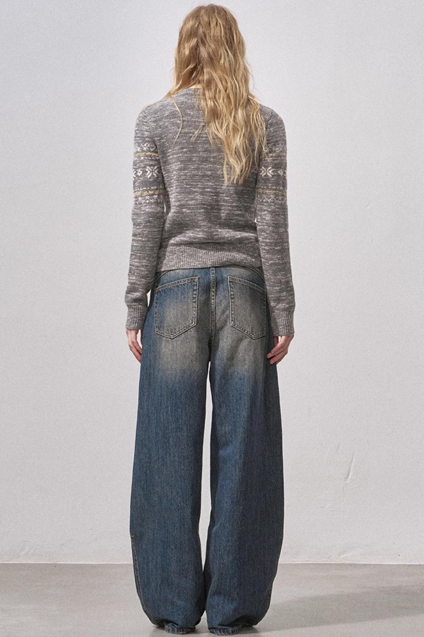Seamless Vintage Distressed Jeans