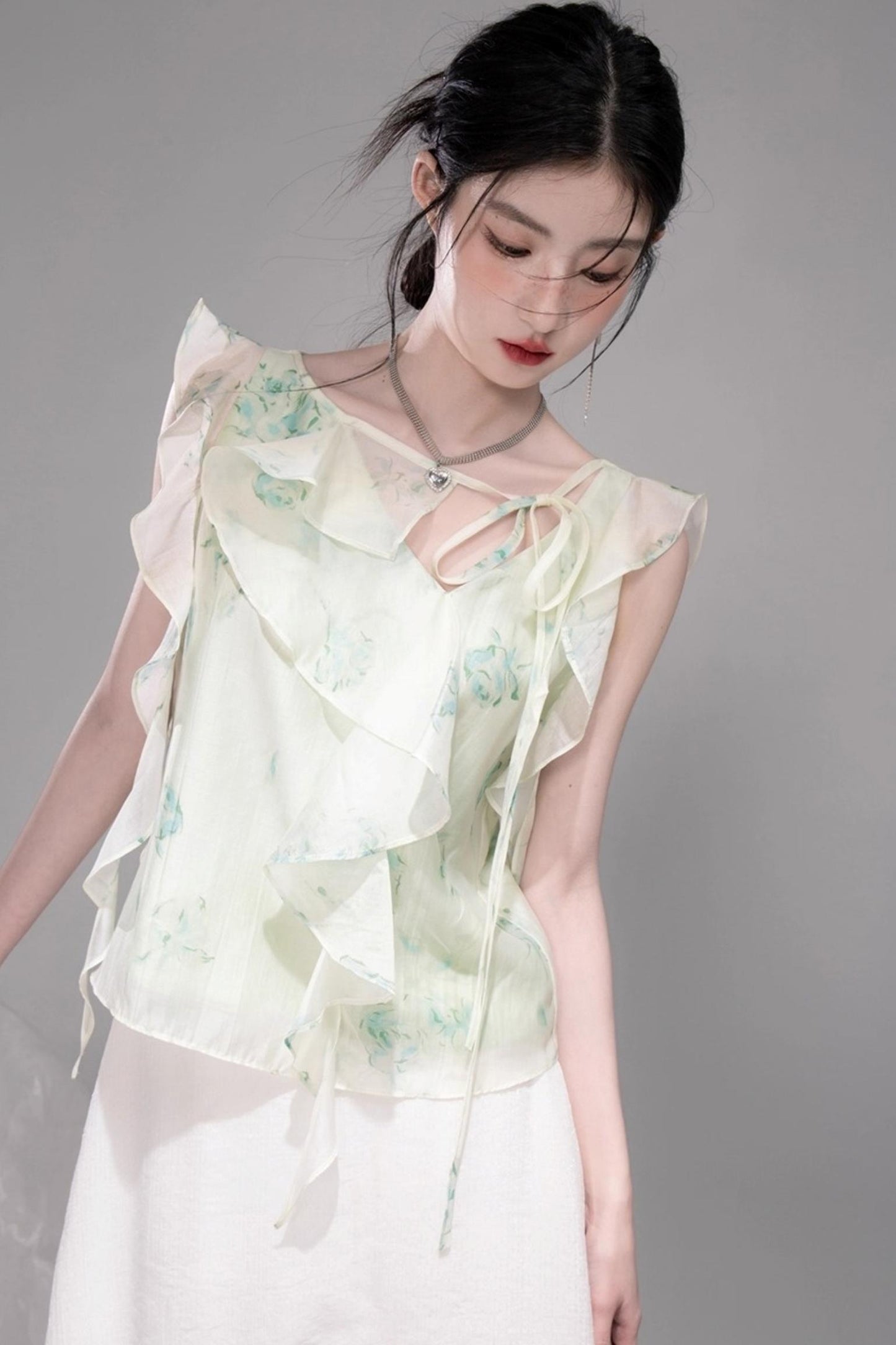 Fluttering Chiffon Shirt