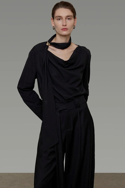 Streamer V-Neck Shirt