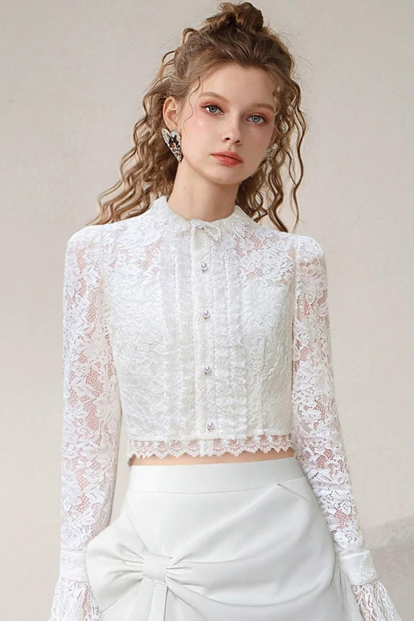 Lace-Trimmed Bow Set-Up