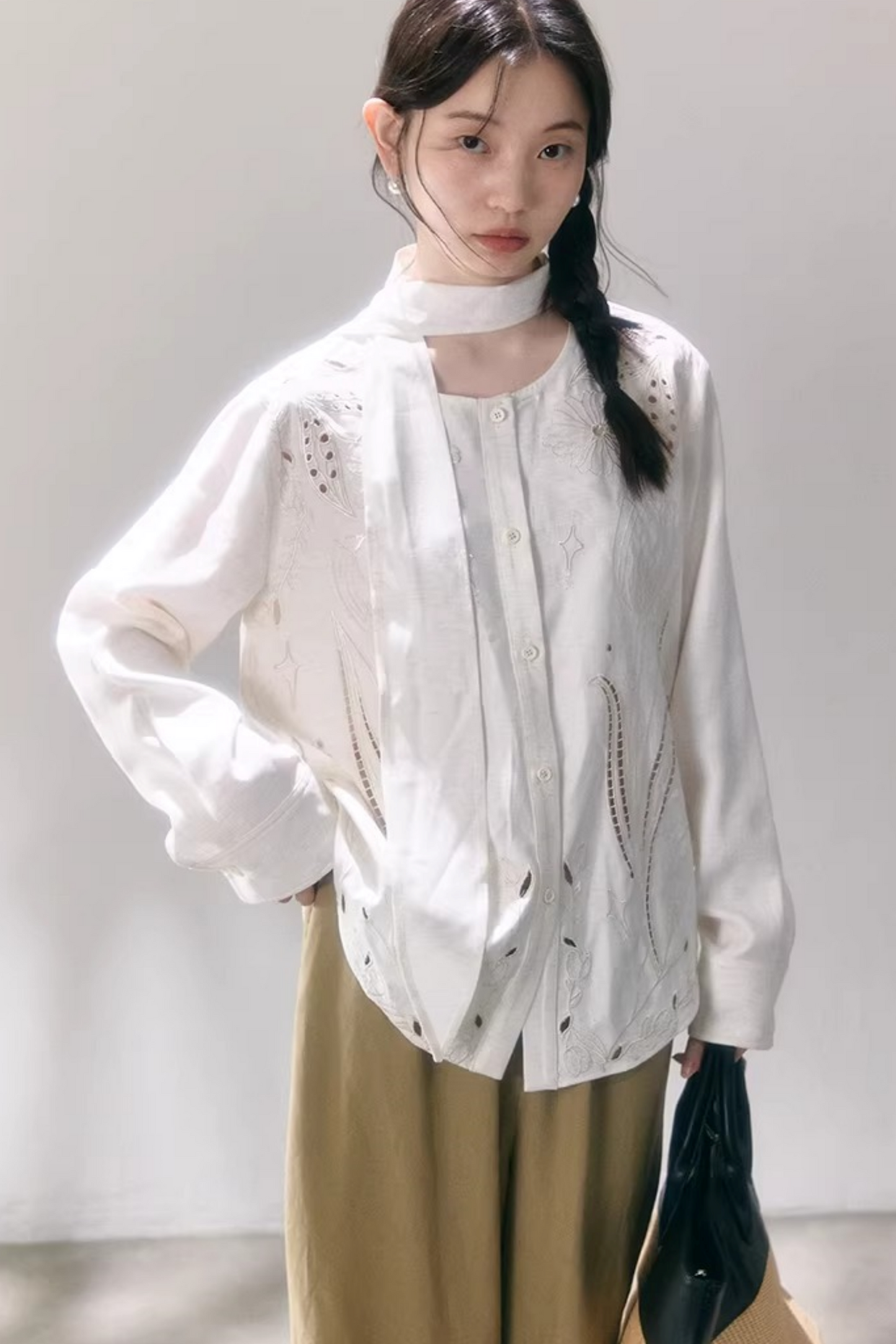 Tulip Embroidery Blouse