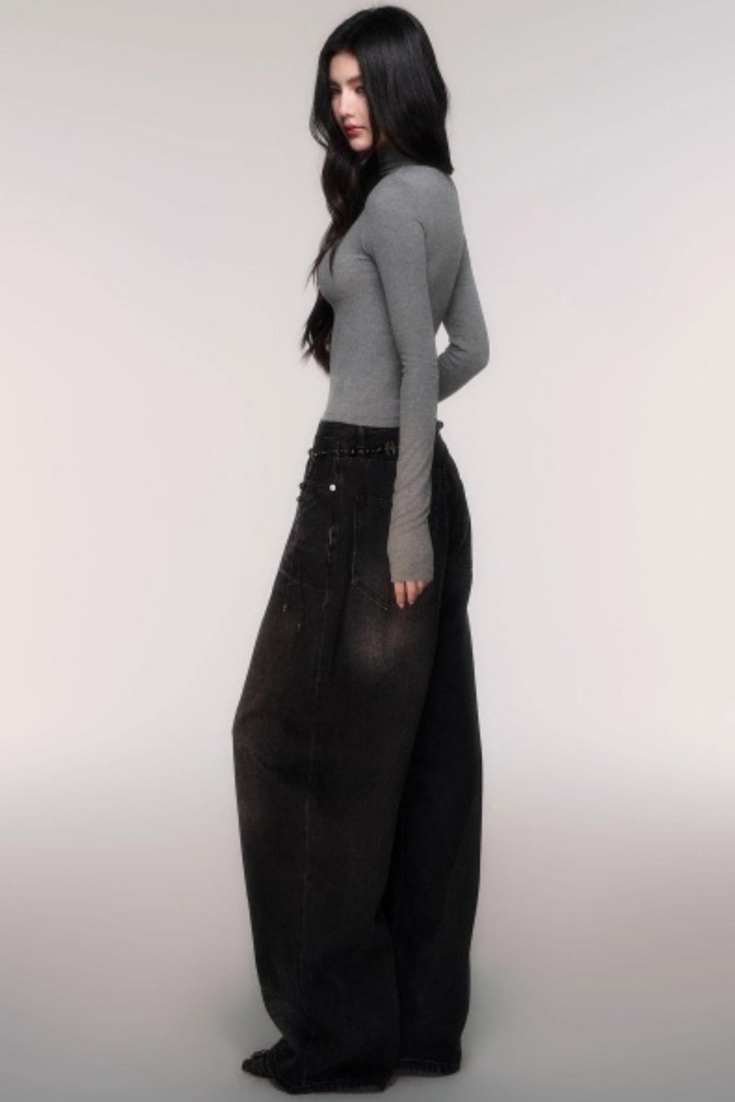 Washed High-Waisted Wide-Leg Jeans