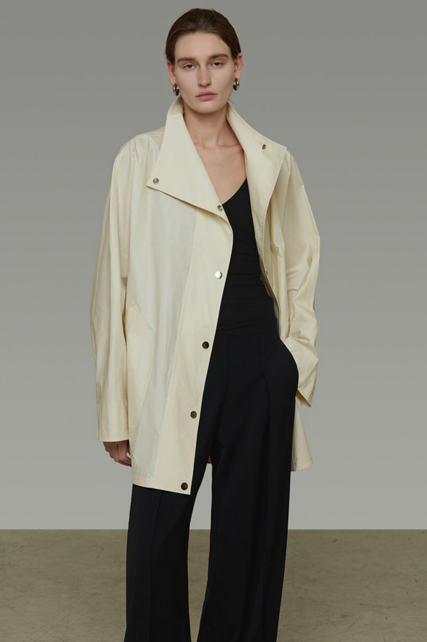 Trenchcoat mit Metallknopf
