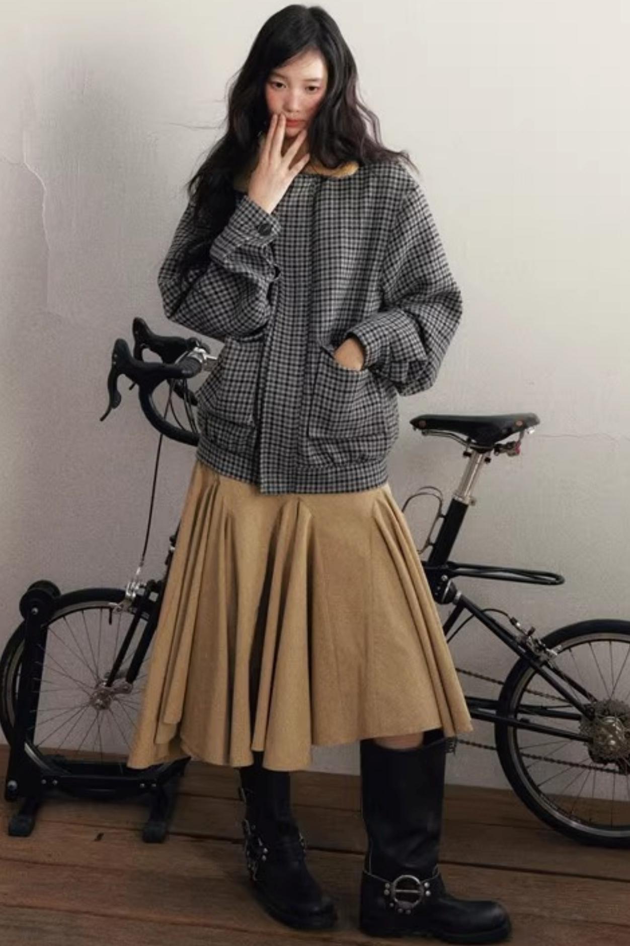 Slanted Edge Irregular Skirt