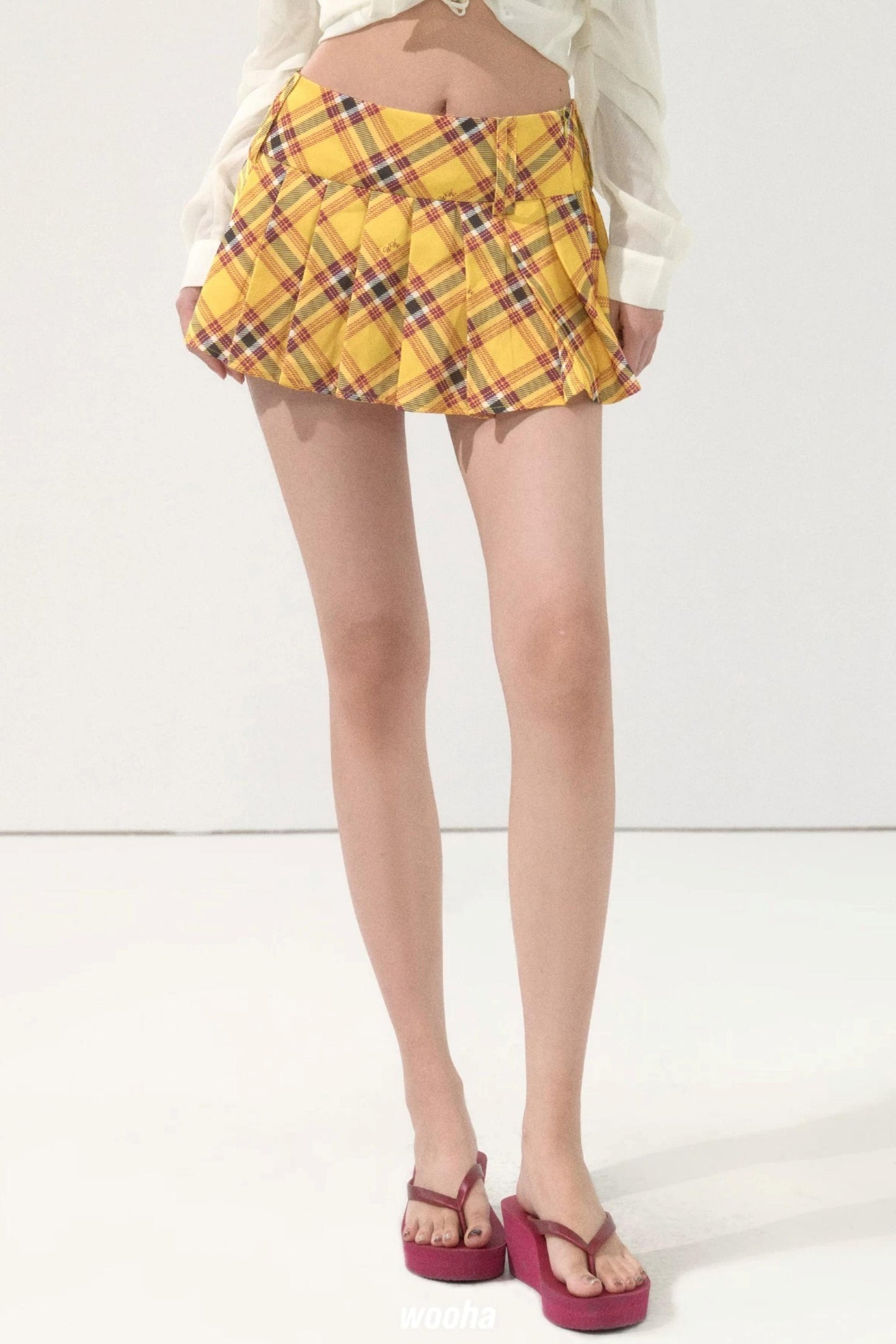 Sweet Pleated Short Skirt