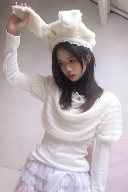 Gestricktes Oberteil mit drapiertem Kragen