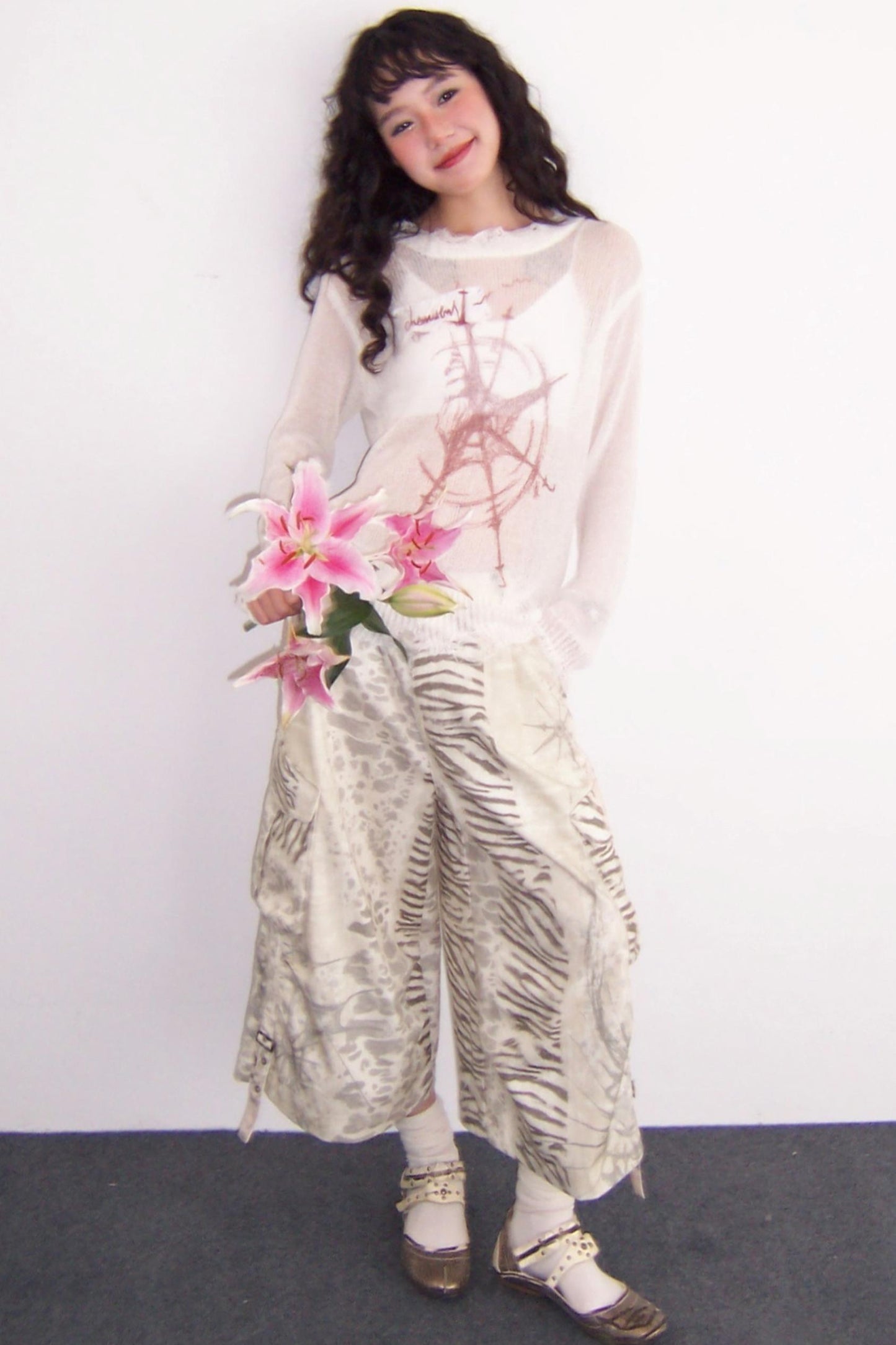 Dual-Tone Strapless Blouse