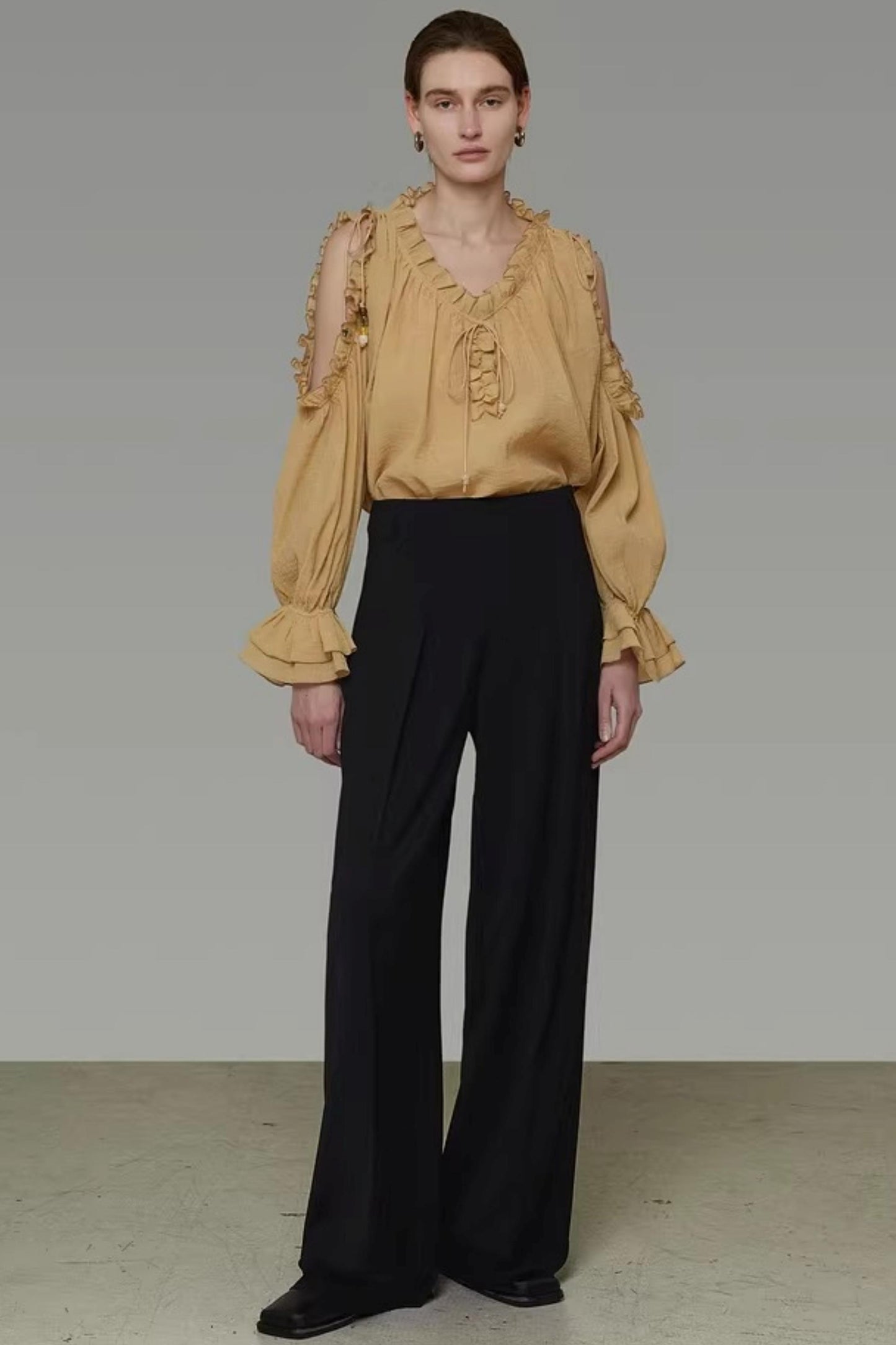 Lockeres Off-Shoulder-Shirt mit Rüschen