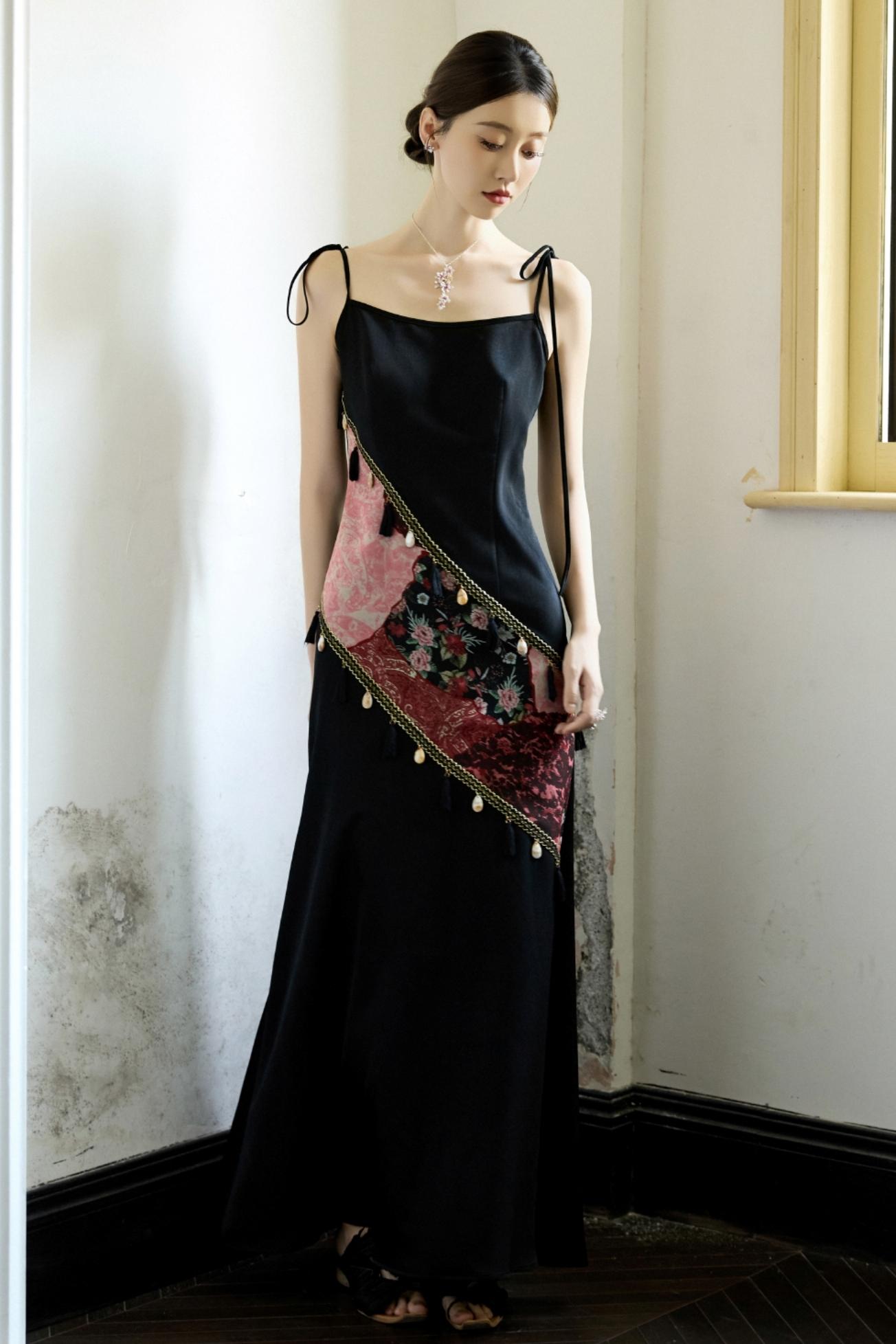 Slim Fit Vintage Black Sundress