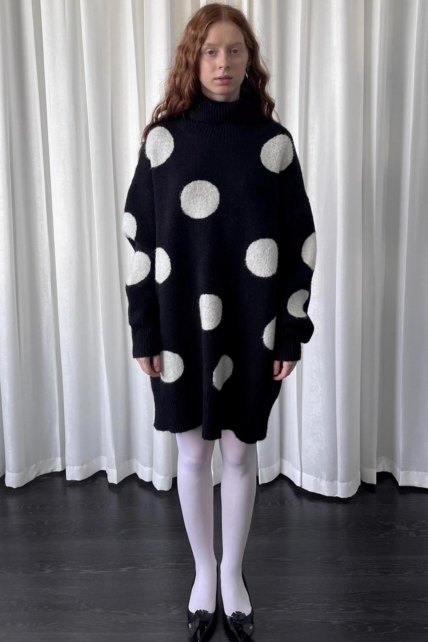 Lazy Pile Collar Sweater