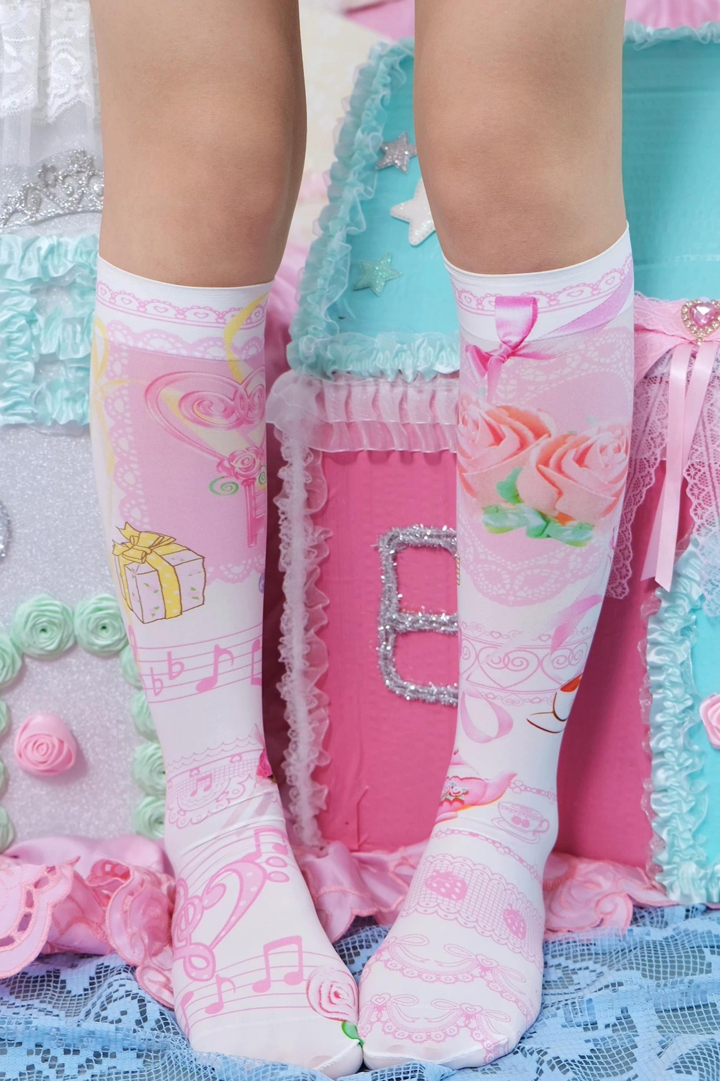 Vintage Print Mid-Calf Socks